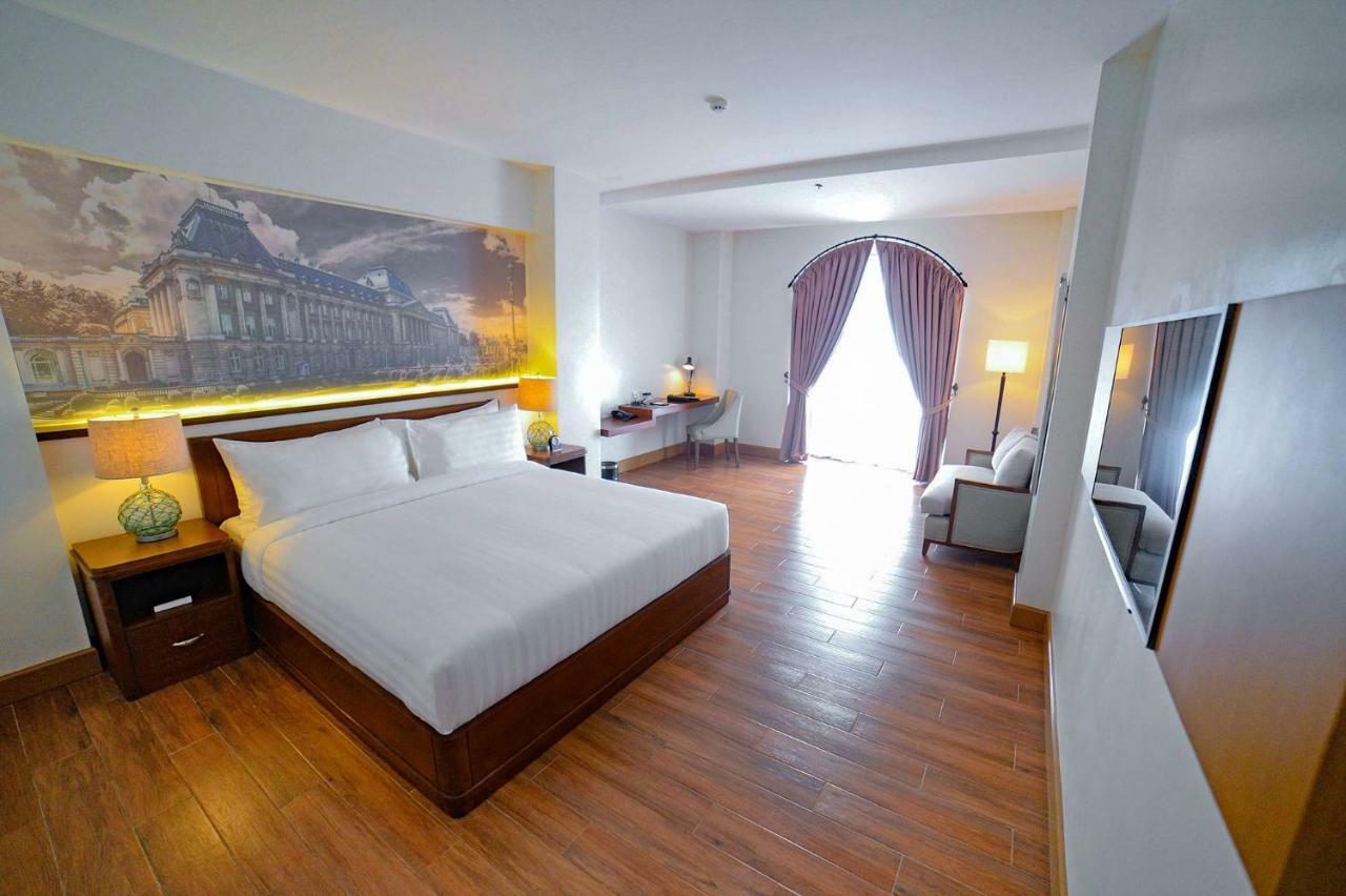 Hotel Carlito Tagaytay Tagaytay City Exterior foto